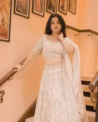 Escort Service In Gola